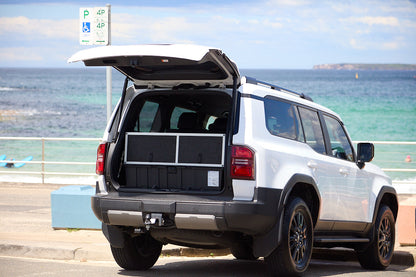 Unit 2 drawers extended over the third seat row in a 7-seat Prado 250